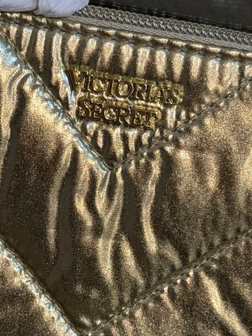 New VICTORIA'S SECRET 3 in makeup bag - Picture 5 of 13